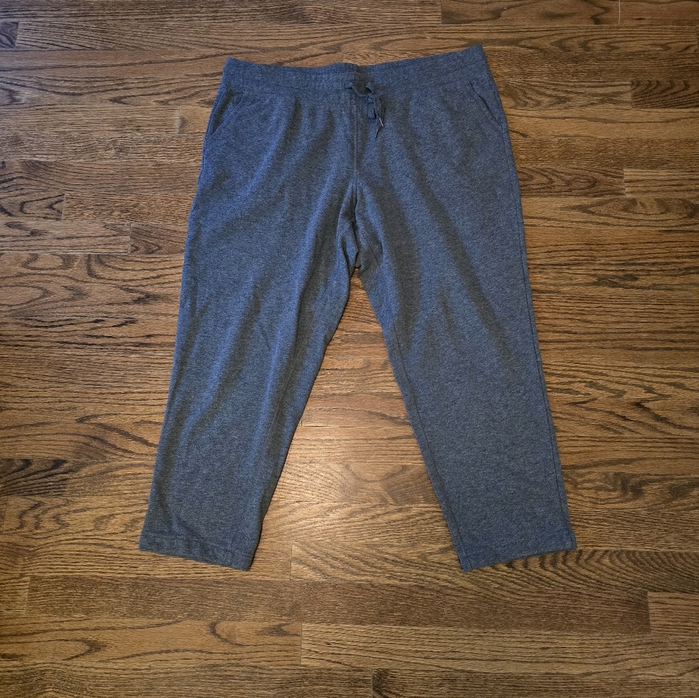 Champion XL Gray Cropped Sweatpants